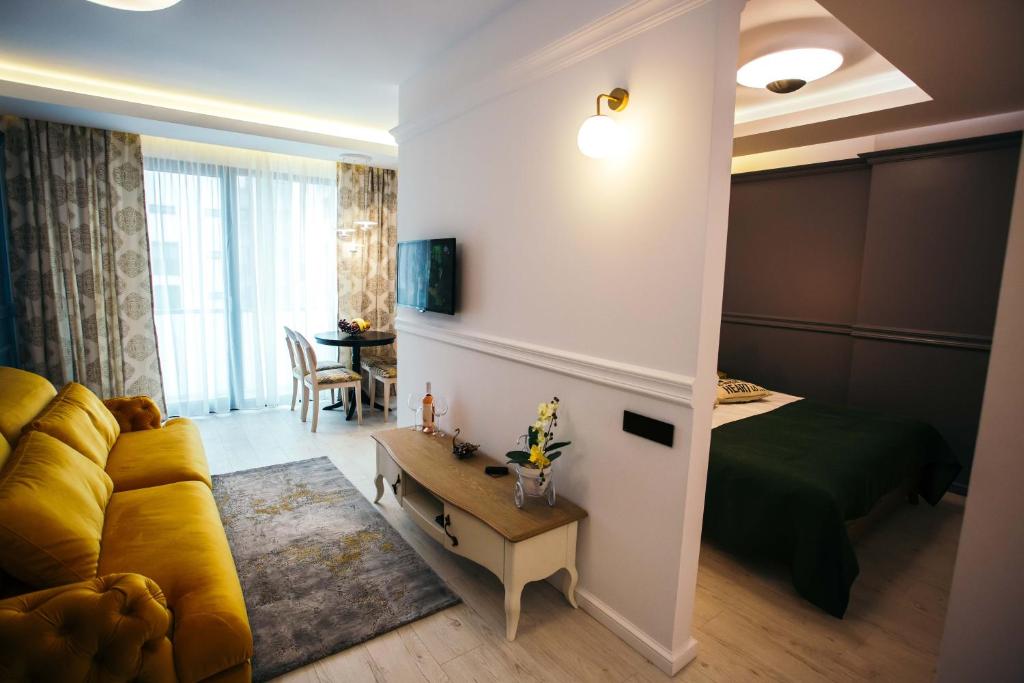 Briana Luxury Studio - One-Bedroom Apartment