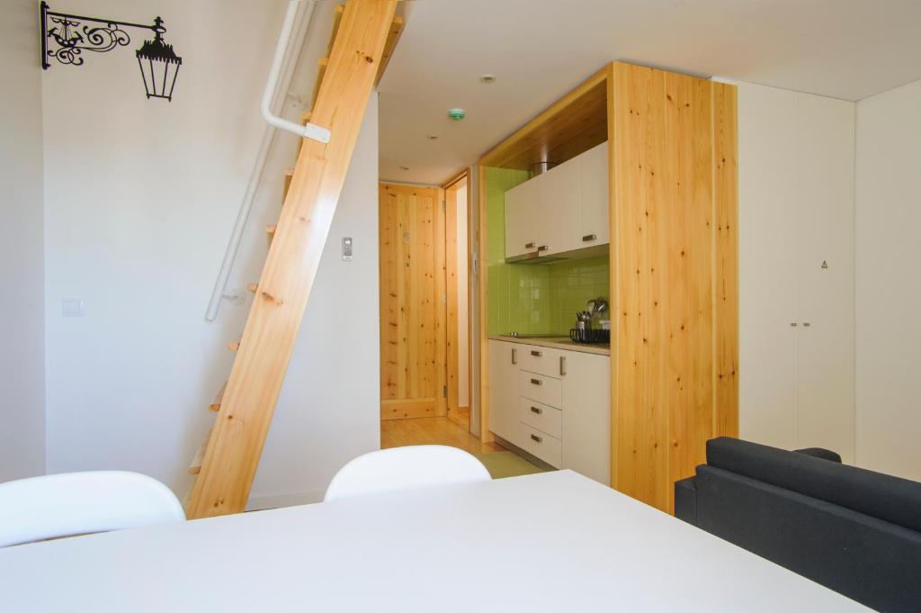 Tagus Apartments by Lisbon Village Apartments - 一居室公寓，可欣赏城市风景