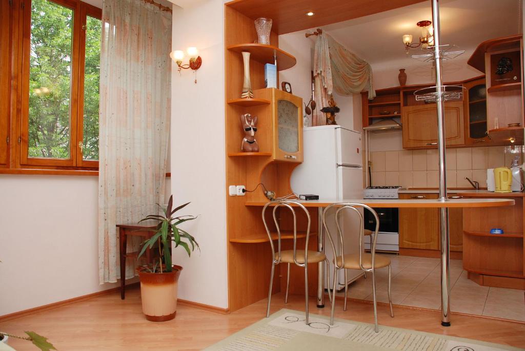 Apartments on Independence Square - Appartement D'une Chambre (3 Adultes + 1 Enfant)