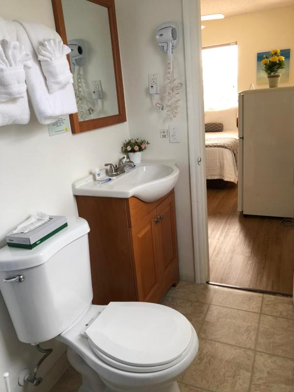 Koupelna v ubytování Coral Key Inn