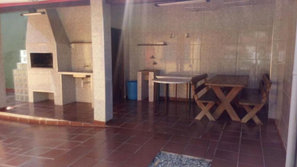  Casa com piscina UBATUBA