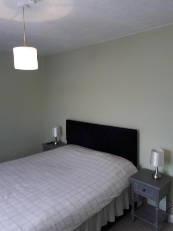 Overnight Stays Stockport - Chambre Double Avec Salle De Bain Partagée