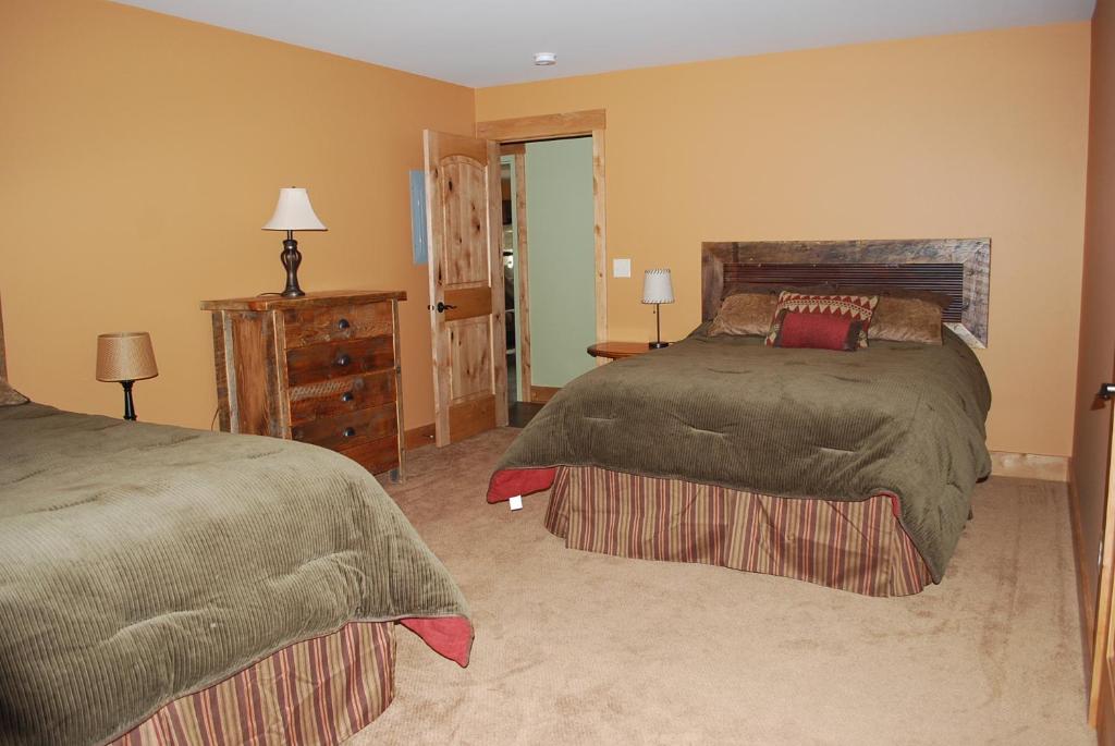 Yellowstone Condo