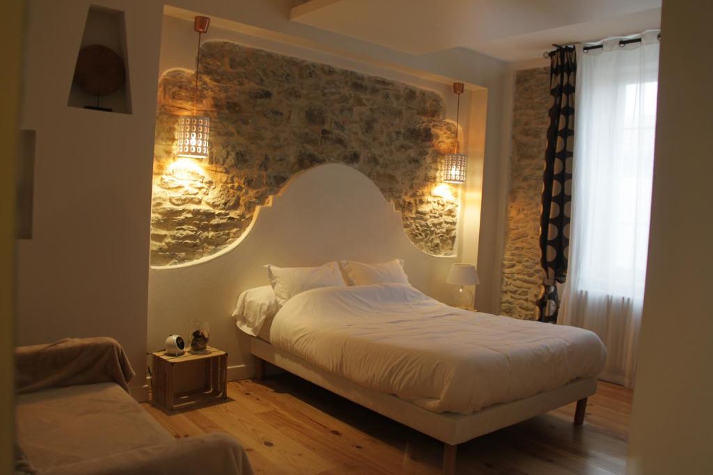 Le Logis GOUT - Three-Bedroom Apartment