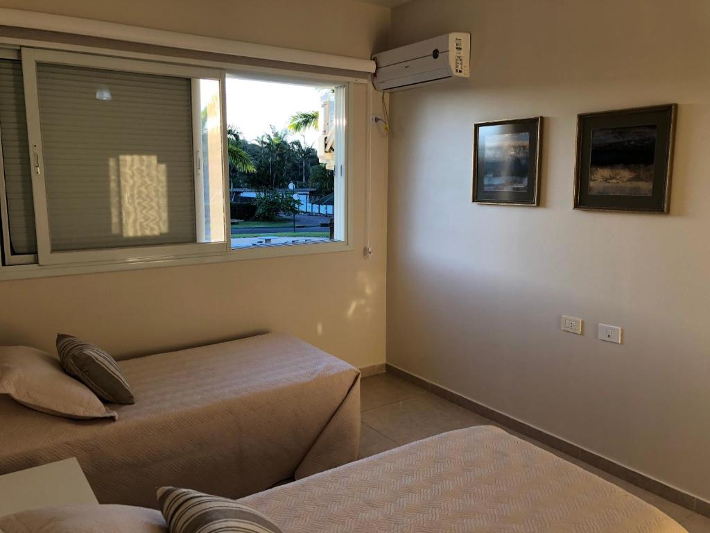  Casa Beira Mar com 5 suites