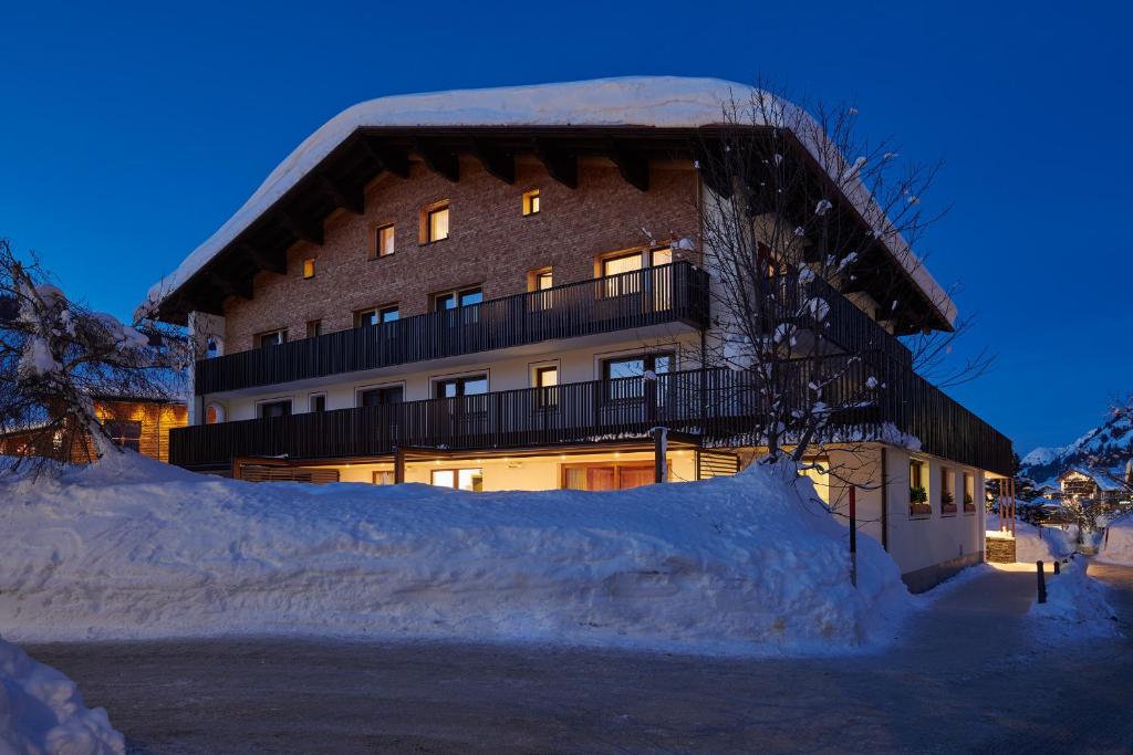 Hotel Appartement Roggal зимой