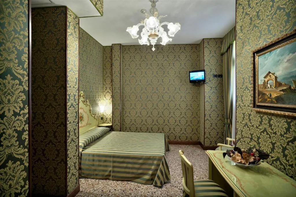 Hotel Al Malcanton, Venice, Italy