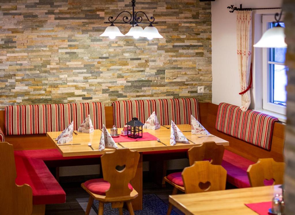 Posezení v ubytování Hotel-Restaurant Lampenhäusl