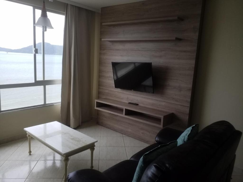  Camburiu Apartamento Frente al Mar