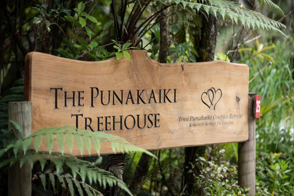 Certifikát, hodnocení, plakát nebo jiný dokument vystavený v ubytování Punakaiki Treehouse Limited