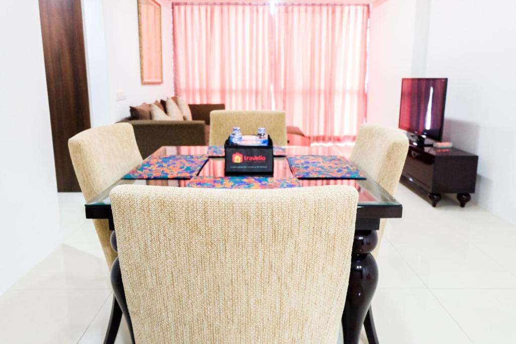 Elegant 2br Kemang Village Apartment By Travelio Jakarta Indonesia Booking Com