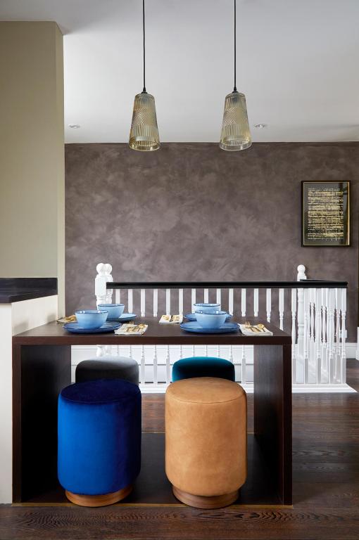Stunning Ifield Road Gem