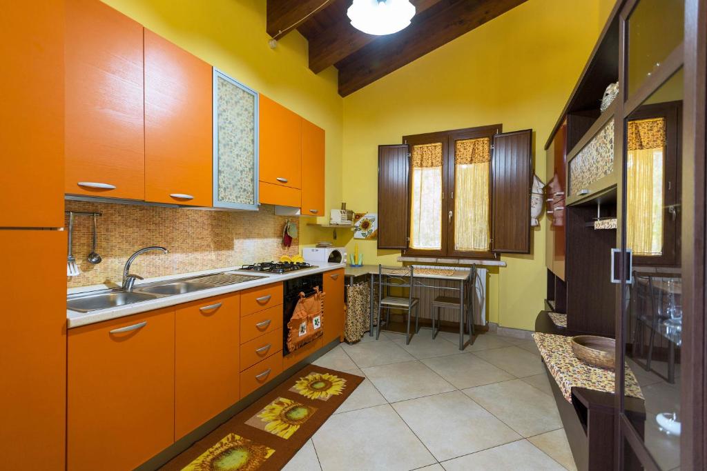 Kuchnia lub aneks kuchenny w obiekcie Villa Pizzi by Perle di Puglia