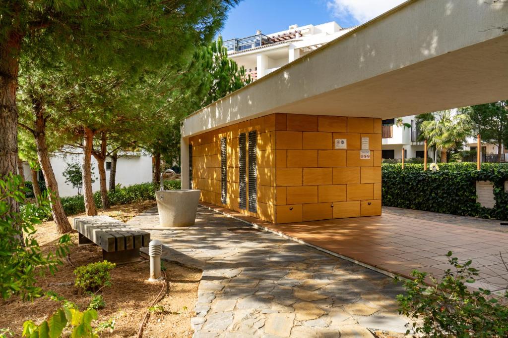 Vonkajšia záhrada v ubytovaní Alamar apartment in La Cala de Mijas by Costarentals - Ref 38