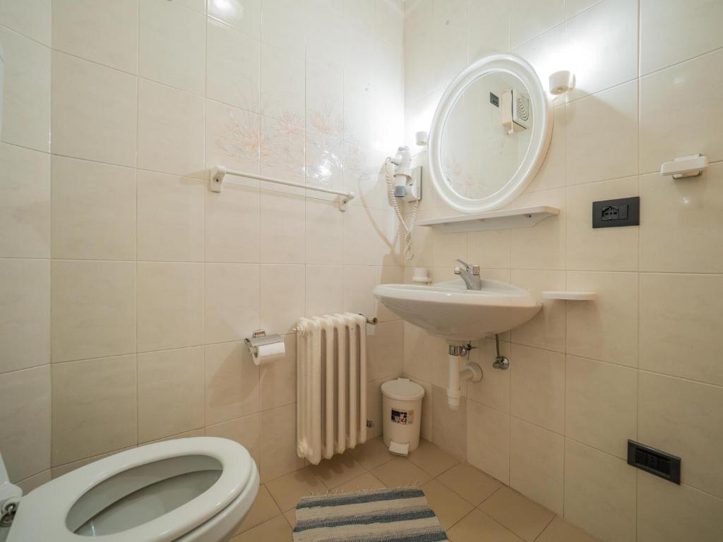 Łazienka w obiekcie Apartments & Rooms MyHolidayLivigno