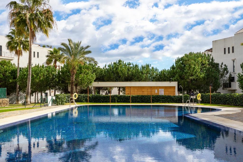 Bazén v ubytovaní Alamar apartment in La Cala de Mijas by Costarentals - Ref 38 alebo v jeho blízkosti