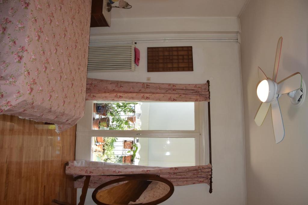 Fotografia z galérie ubytovania Spacious, big apartment for 6 persons in the center of Athens v Aténach