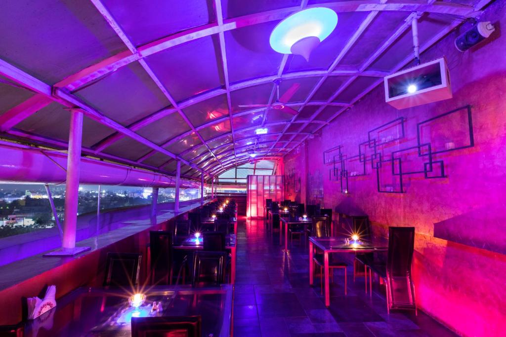 Restaurace v ubytování Hotel Grand Residence