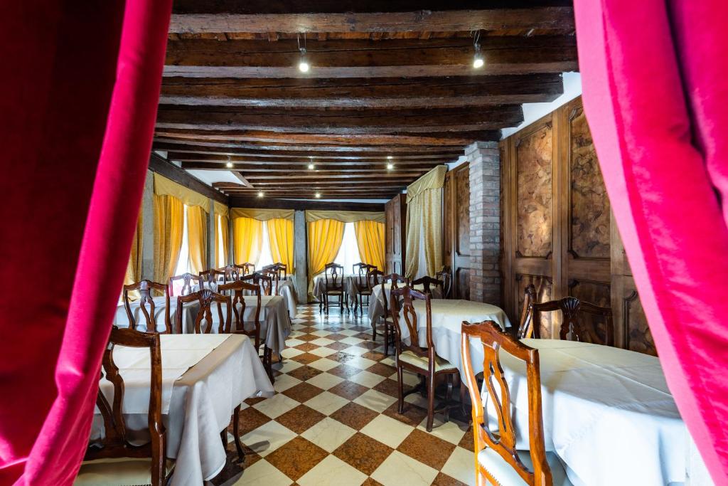 Posezení v ubytování Hotel Scandinavia - Relais