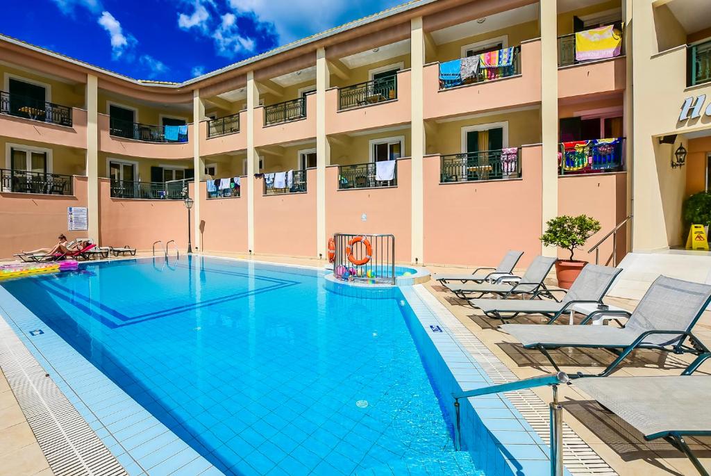 Timos Hotel