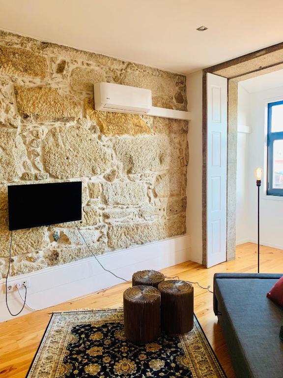 TV a/nebo společenská místnost v ubytování Oporto Chic&Cozy - Santo Ildefonso