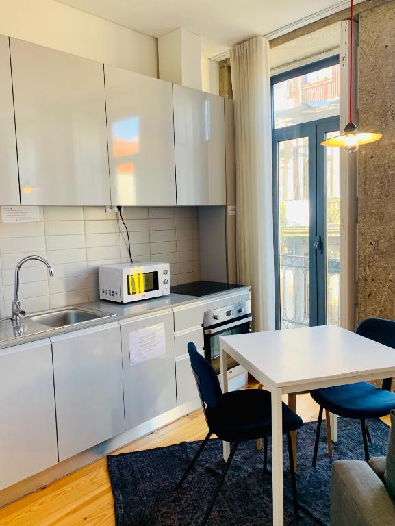 Kuchyň nebo kuchyňský kout v ubytování Oporto Chic&Cozy - Santo Ildefonso
