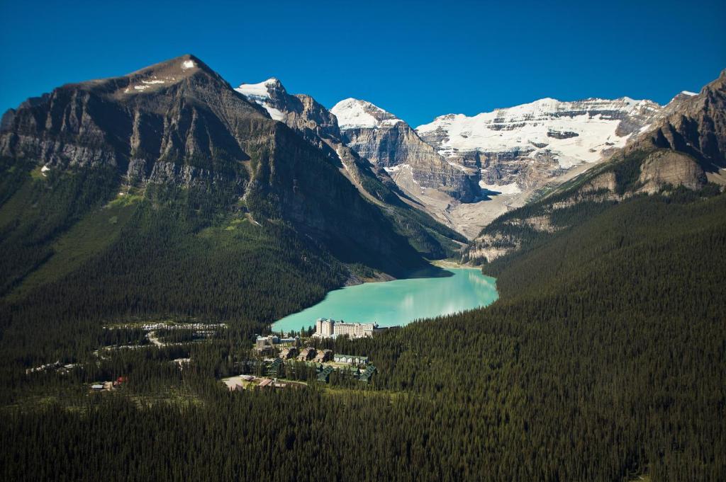 Gallery image of Fairmont Château Lake Louise in Lake Louise
