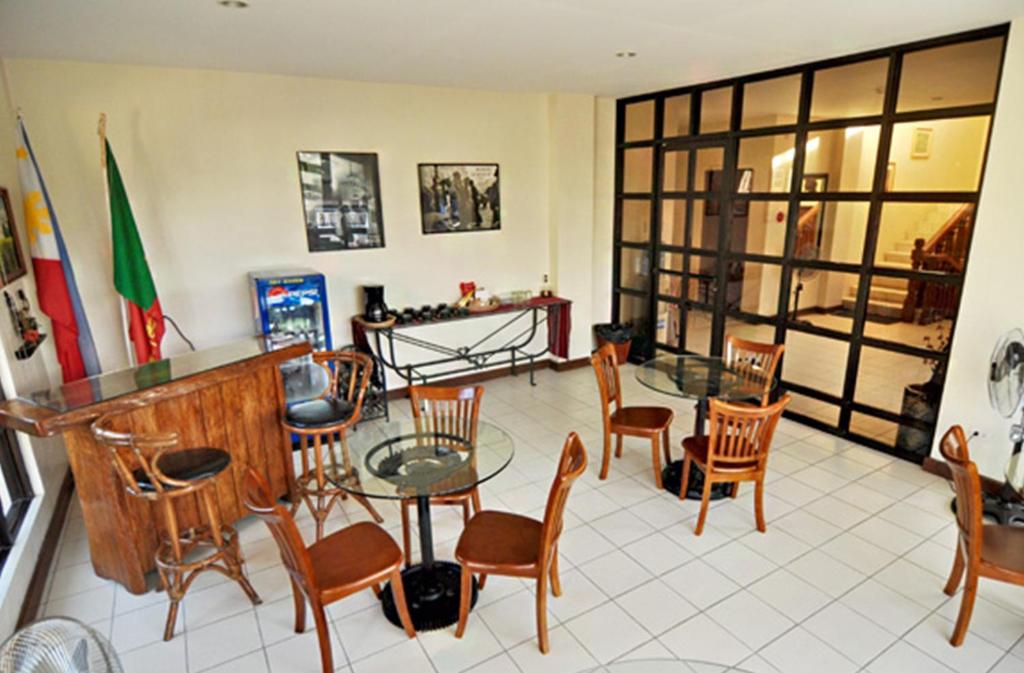 Posezení v ubytování El Haciendero Private Hotel