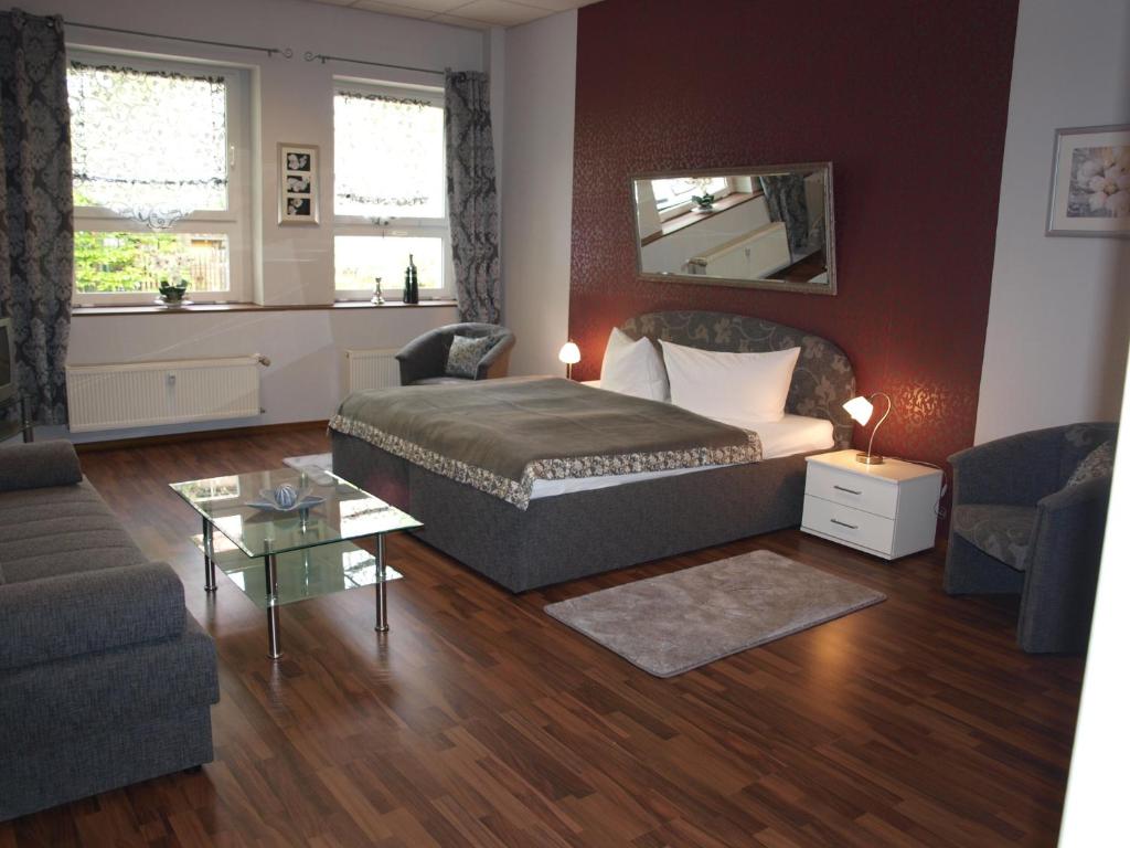 Hotel am Schützenberg - 10