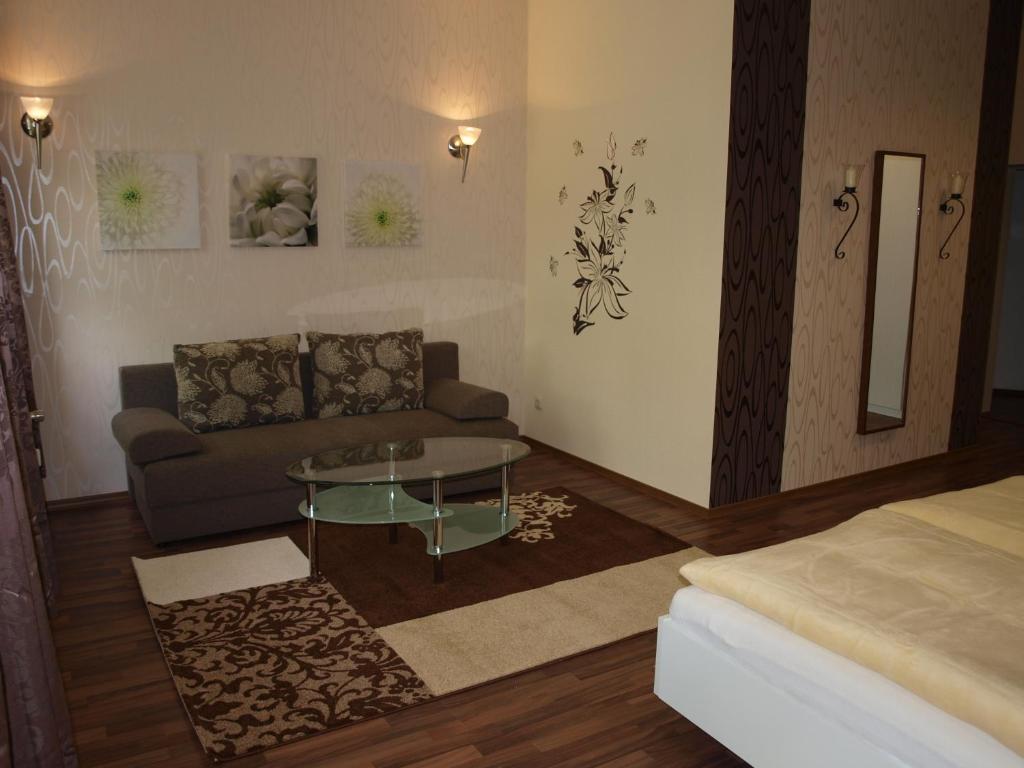 Hotel am Schützenberg - 3