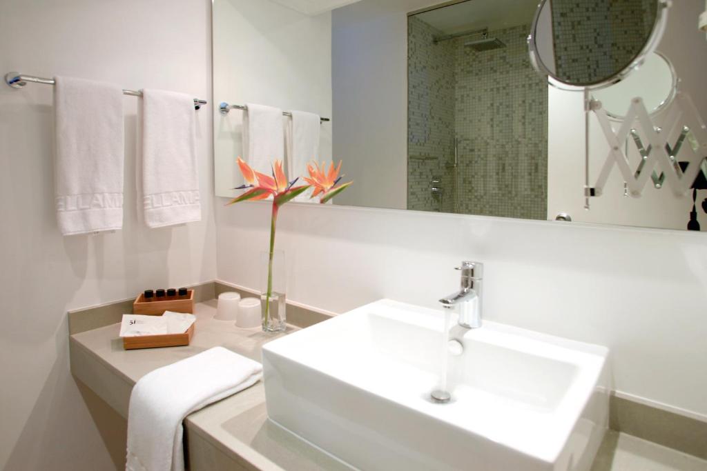 Koupelna v ubytování Apartamentos Bellamar
