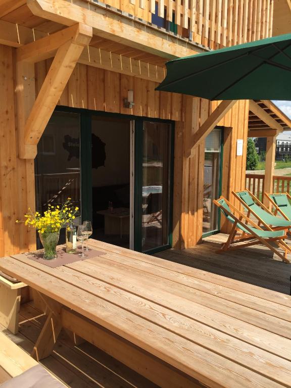 Balkón nebo terasa v ubytování Hirsch Chalet