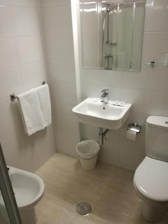 Koupelna v ubytování Hotel Almendra