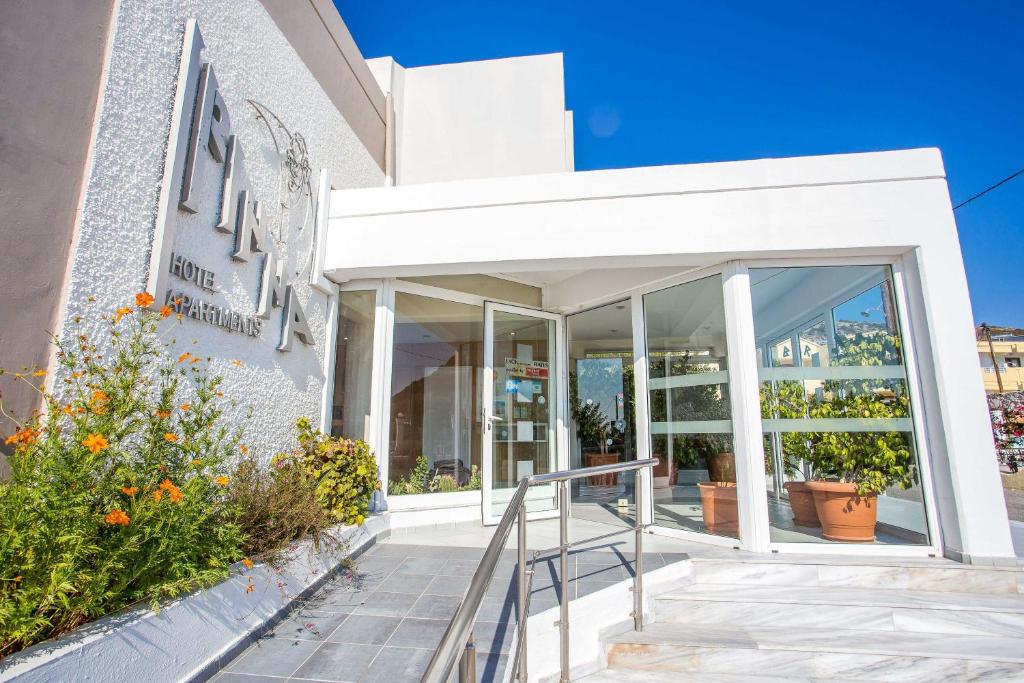 Irinna Hotel-Apartments - 10