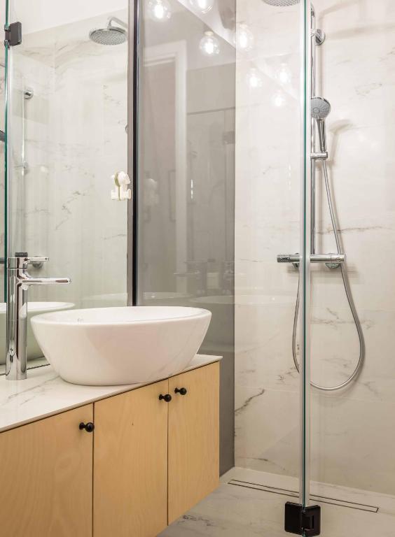 A bathroom at Welcome To The Kolonaki!