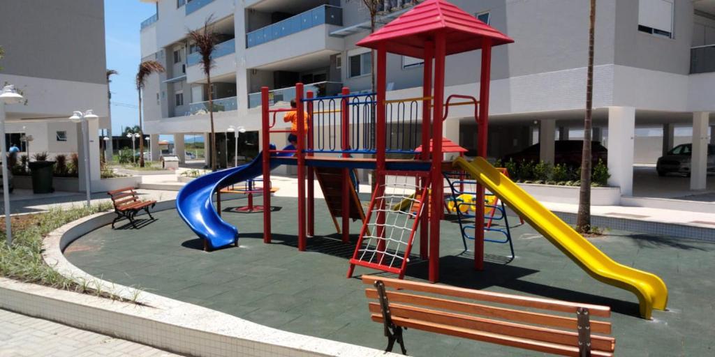  Apartamento luxuoso à 200 m da praia em Florianópolis-SC