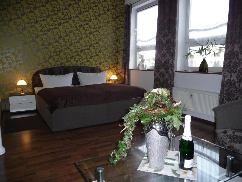 Hotel am Schützenberg - 1