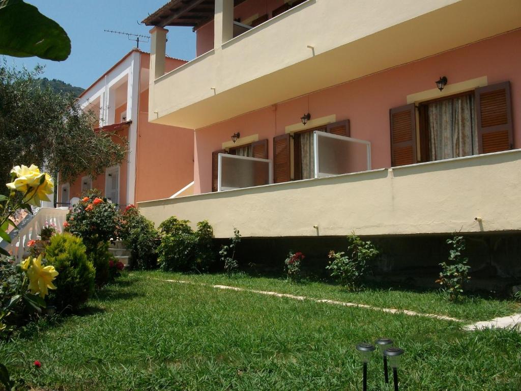 Zahrada ubytování Roza's Home and Studios