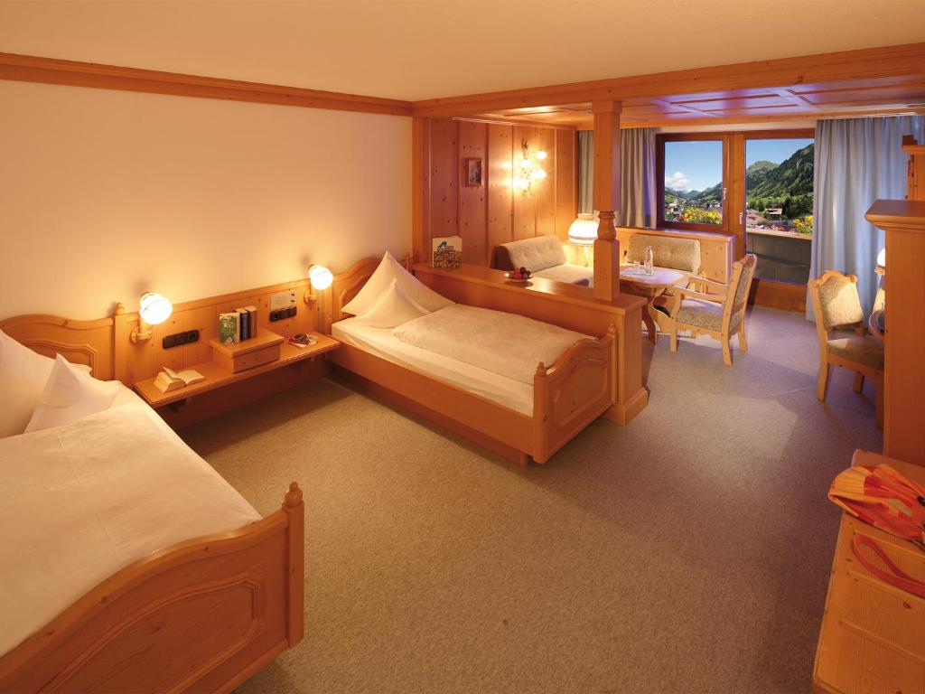 Postel nebo postele na pokoji v ubytování Hotel Omesberg