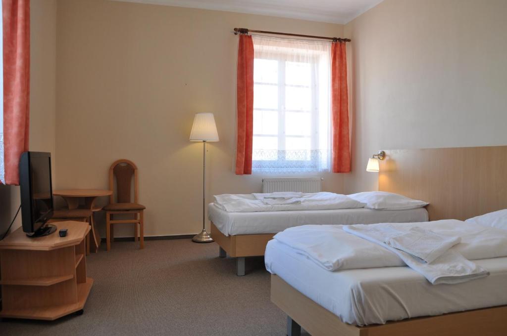 Hotel v Centru - Resim 13