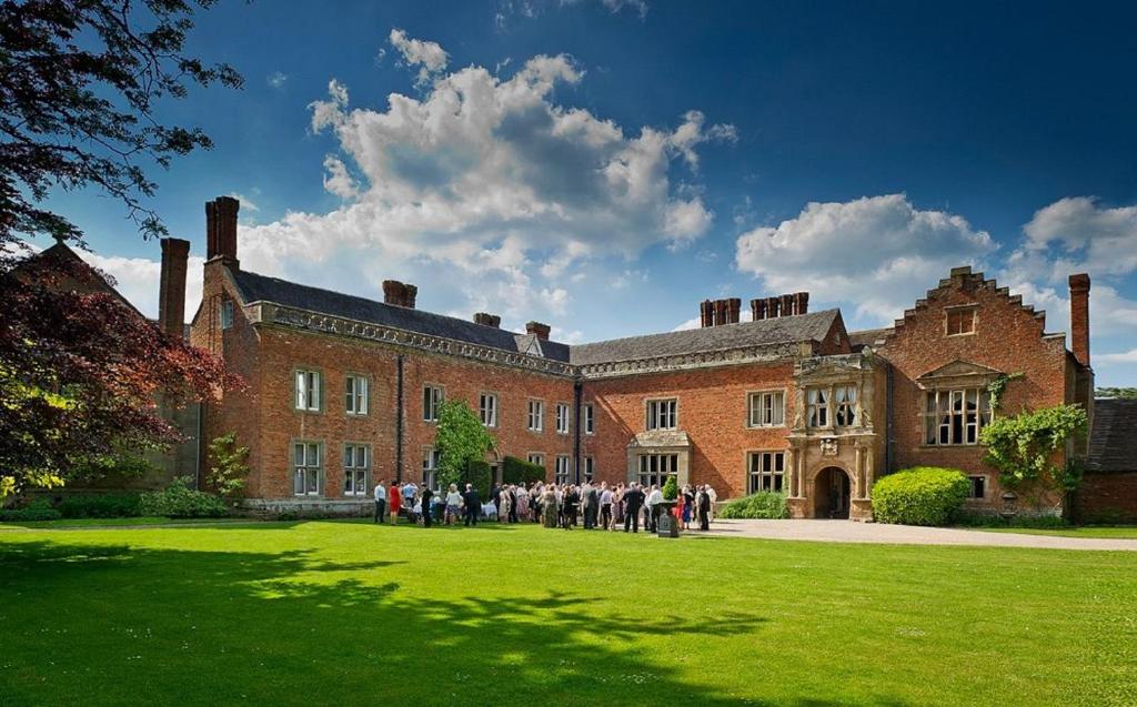 The building where the hotel is located 