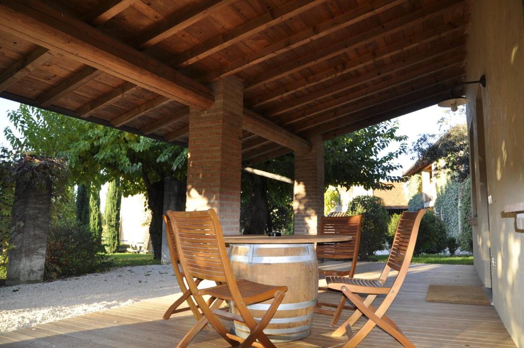 Patio nebo venkovní prostory v ubytování Borgo San Donino
