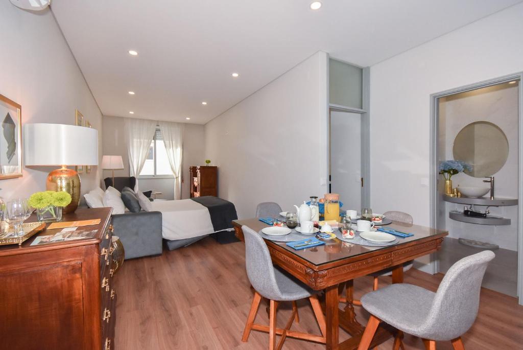 Rosario's Boutique Apartments - 6