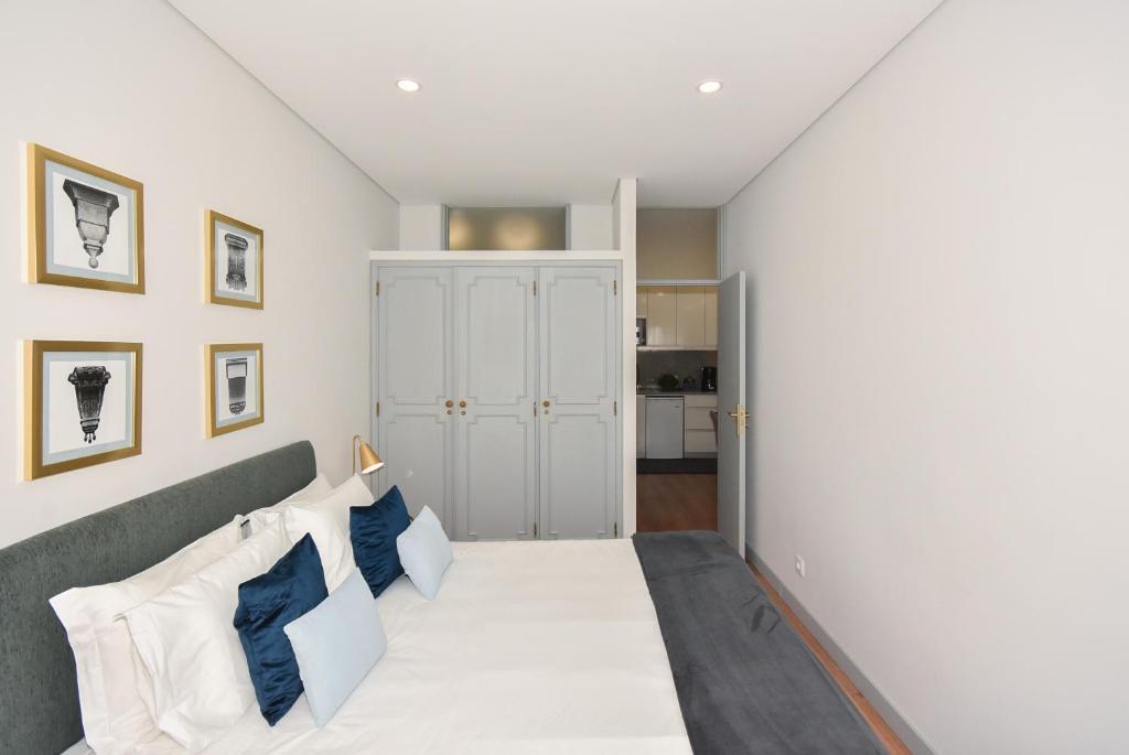 Rosario's Boutique Apartments - 7