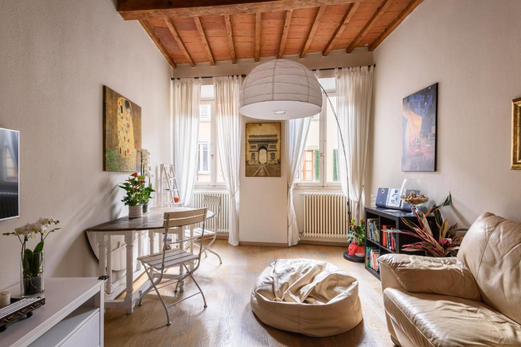 Posedenie v ubytovaní In Arezzo Apartment
