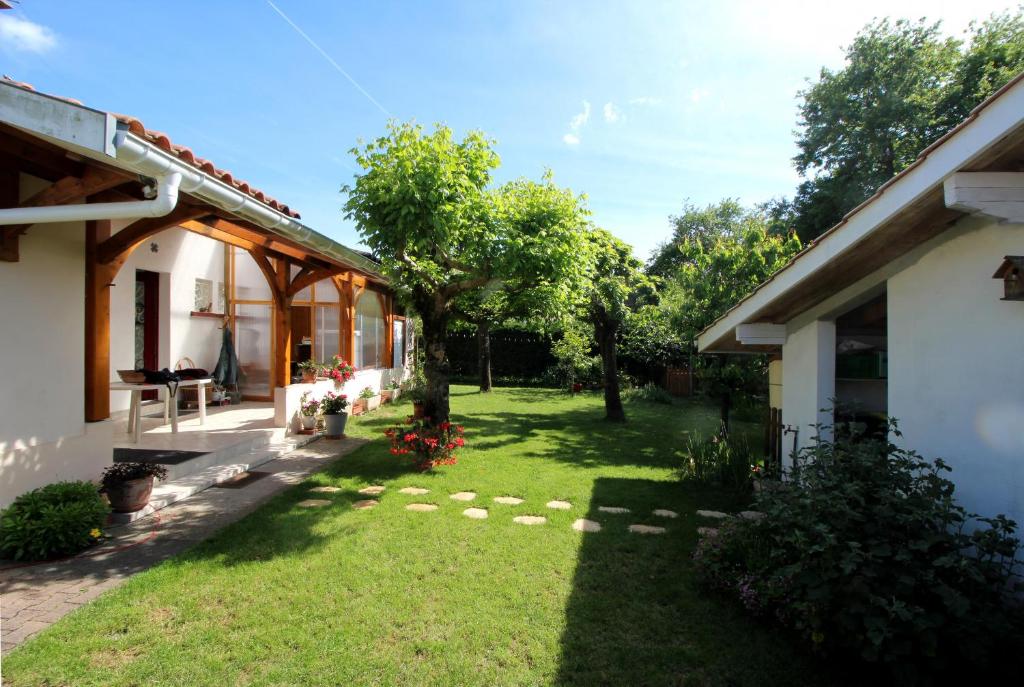 Gallery image of Maison 4 chambres près du port ostréicole in Andernos-les-Bains