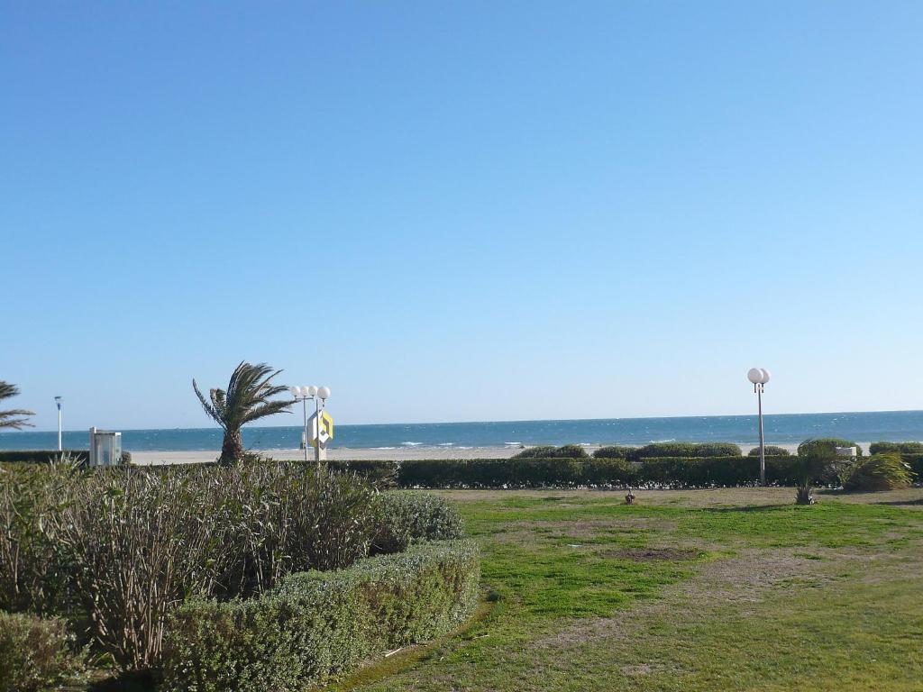 Gallery image of Apartment Le BeauprÃ©.7 in Canet-en-Roussillon