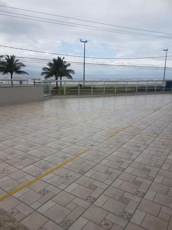  Apartamento pé na areia
