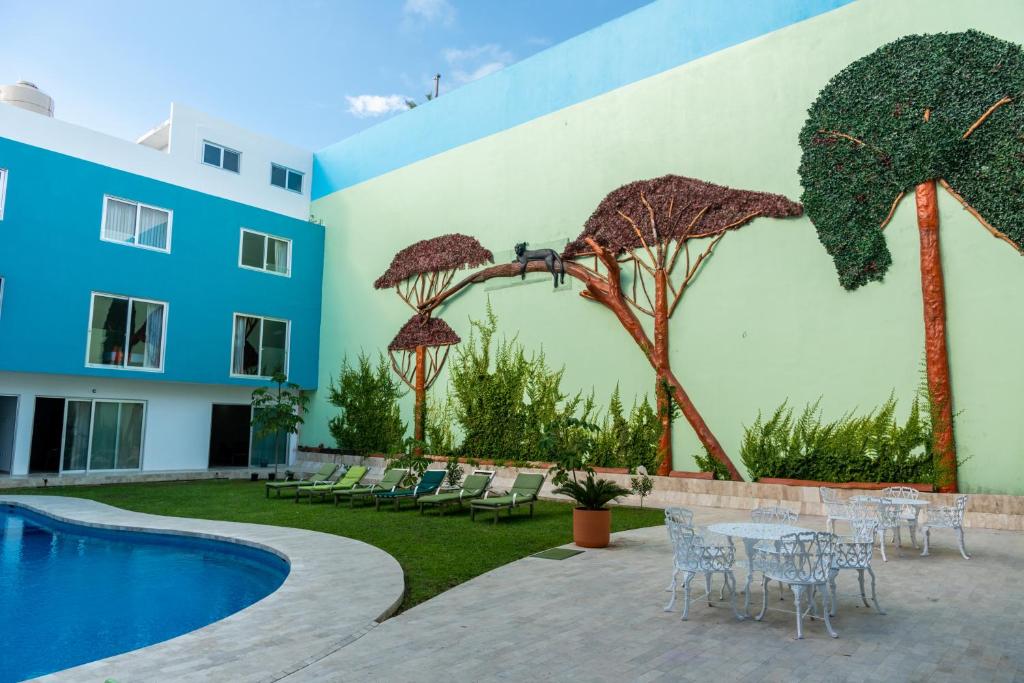 Bazén v ubytování Hotel Playa Encantada nebo v jeho okolí