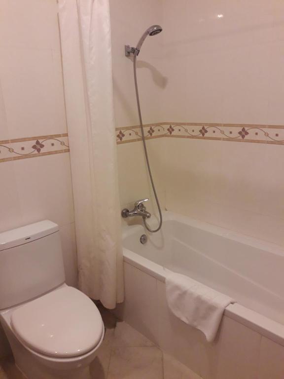 Koupelna v ubytování Stung Sangke Hotel